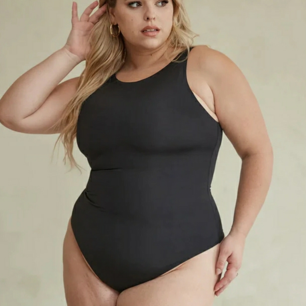 Pinsy high neck thong hourglass shapewear bodysuit black